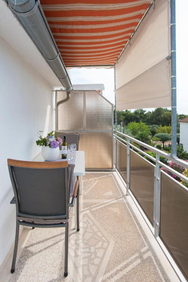 Topic Apartments Vodice Eksteriør billede