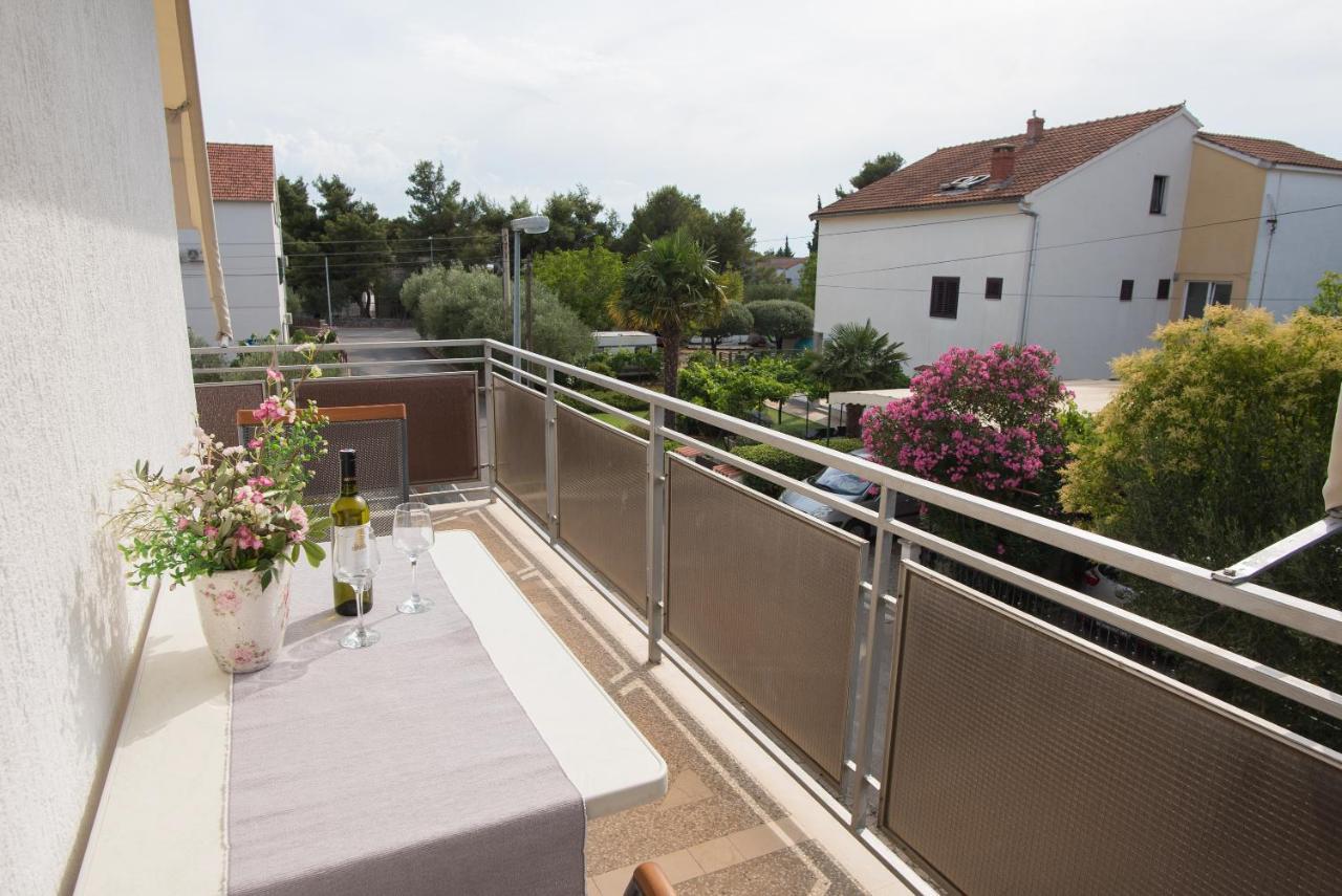Topic Apartments Vodice Eksteriør billede