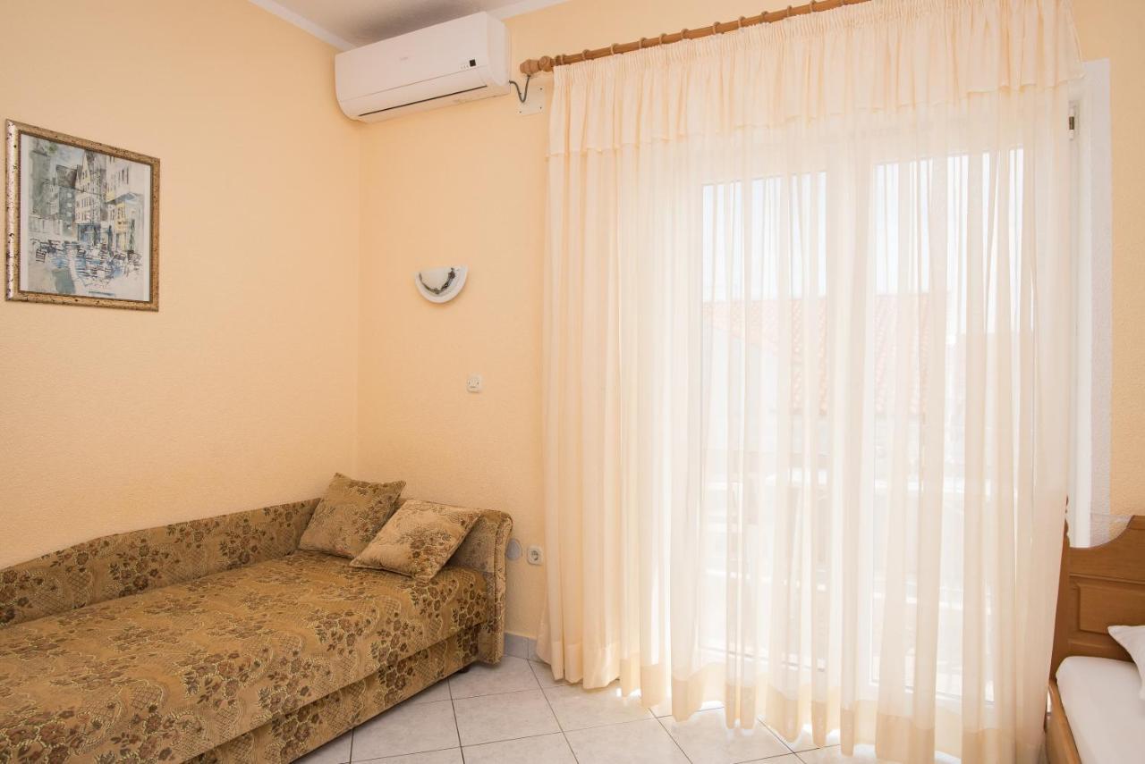 Topic Apartments Vodice Eksteriør billede