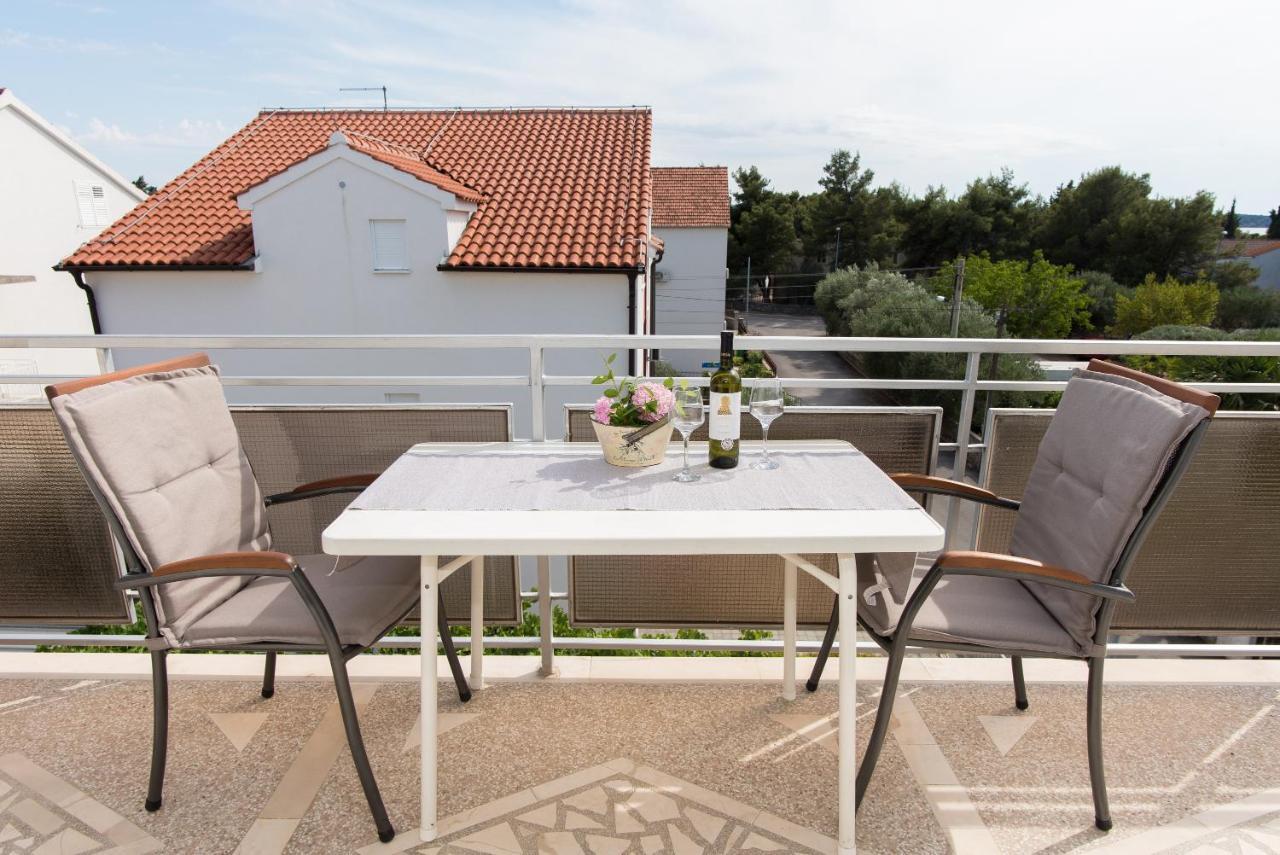 Topic Apartments Vodice Eksteriør billede