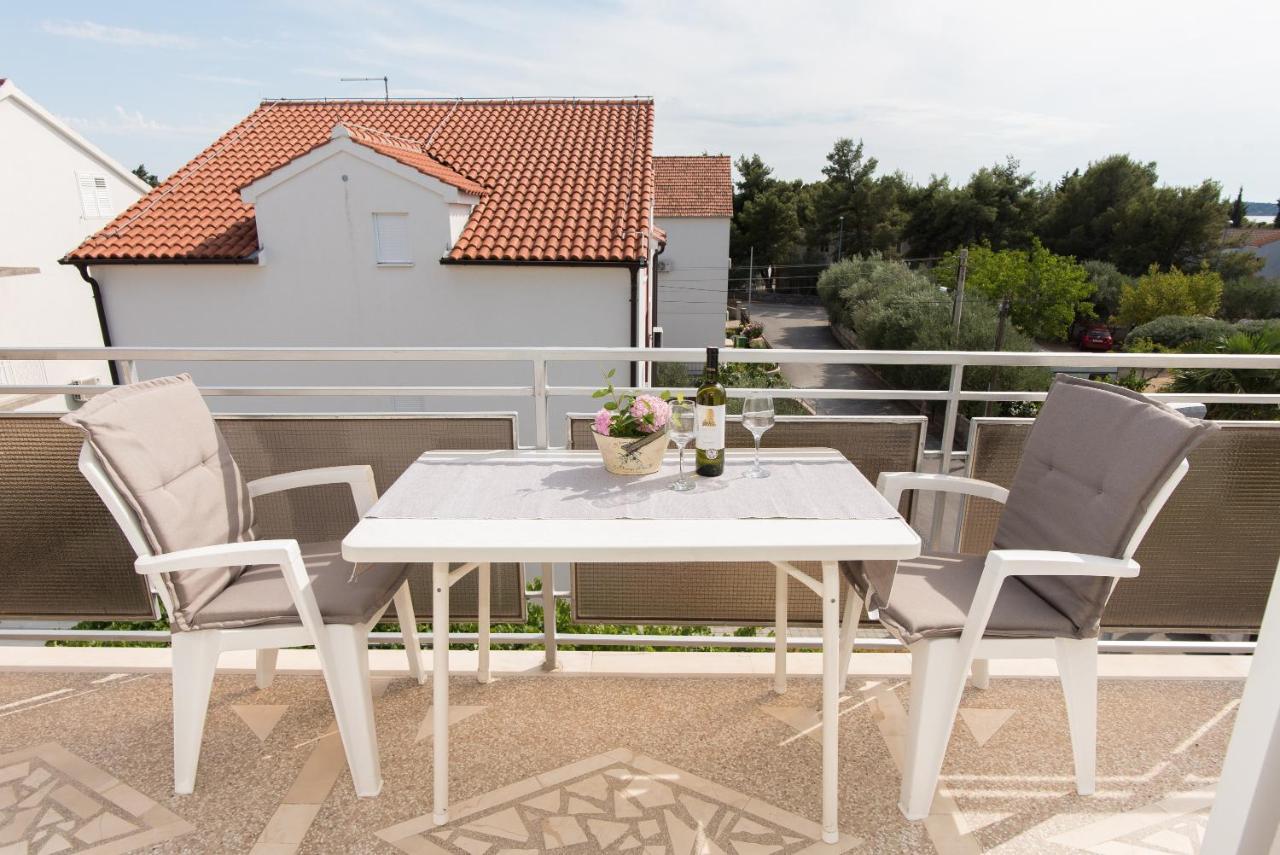 Topic Apartments Vodice Eksteriør billede
