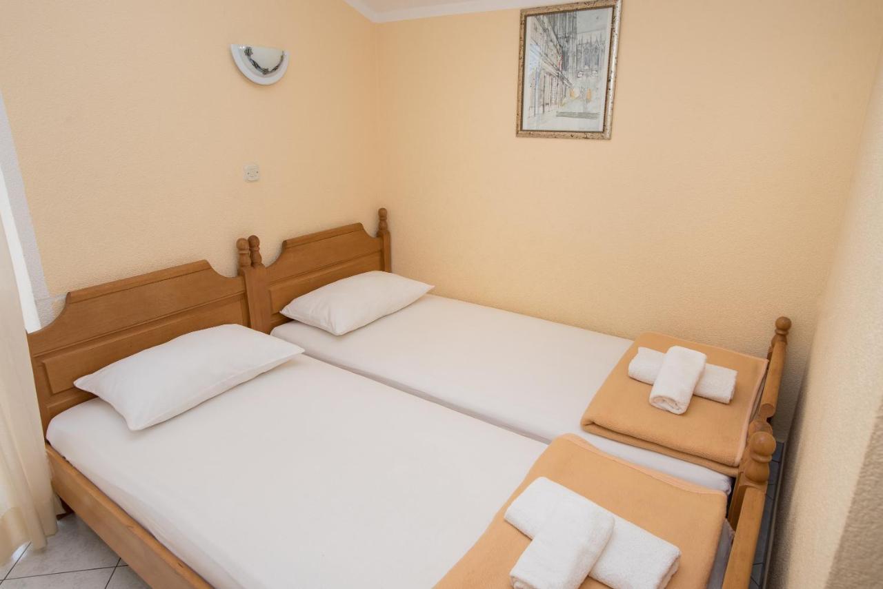 Topic Apartments Vodice Eksteriør billede