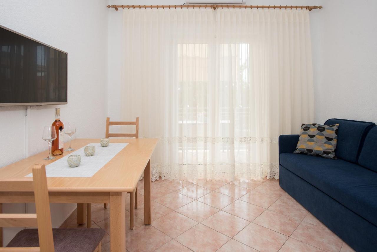 Topic Apartments Vodice Eksteriør billede