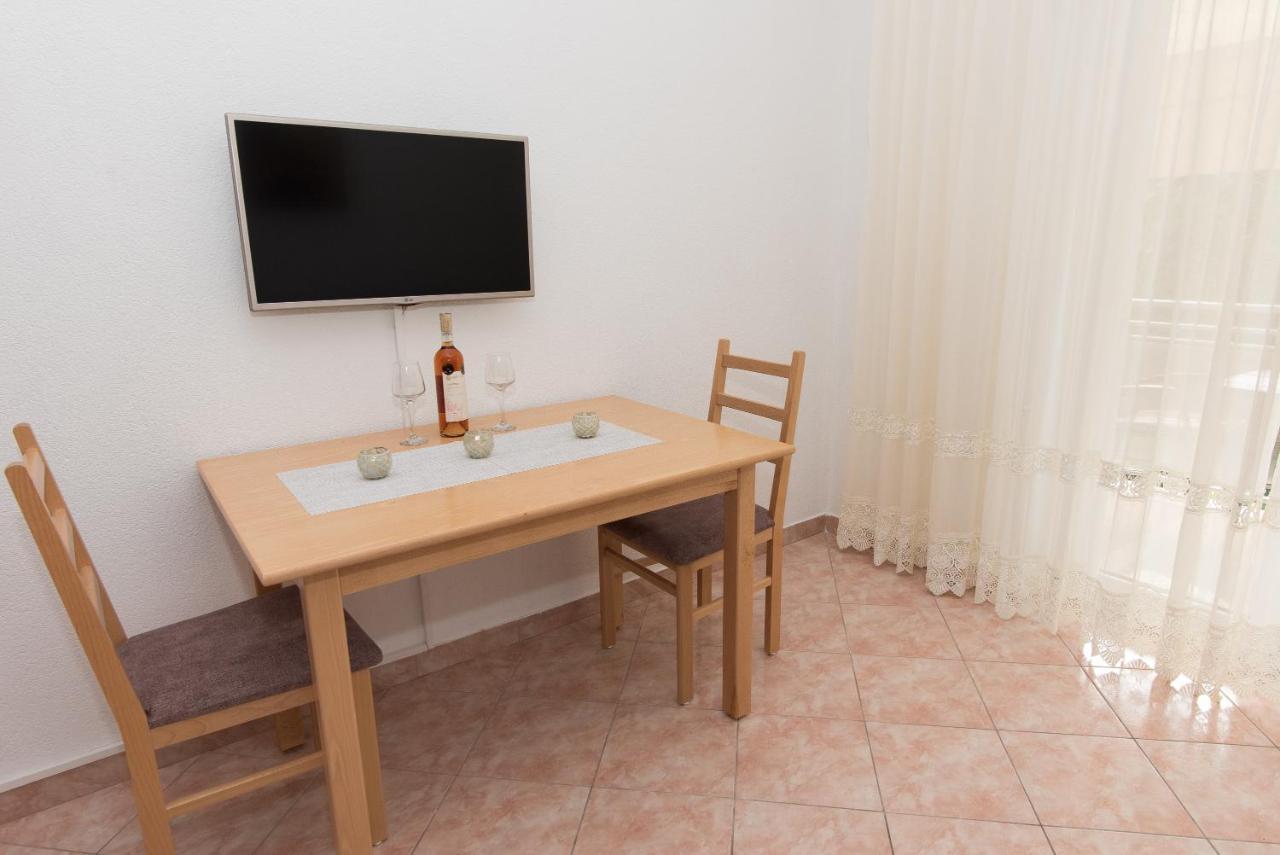 Topic Apartments Vodice Eksteriør billede