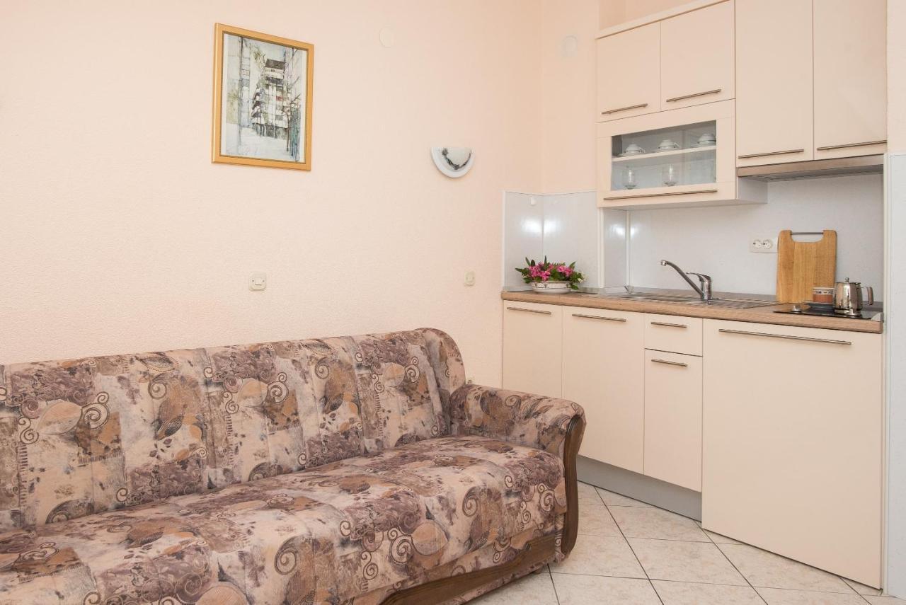 Topic Apartments Vodice Eksteriør billede