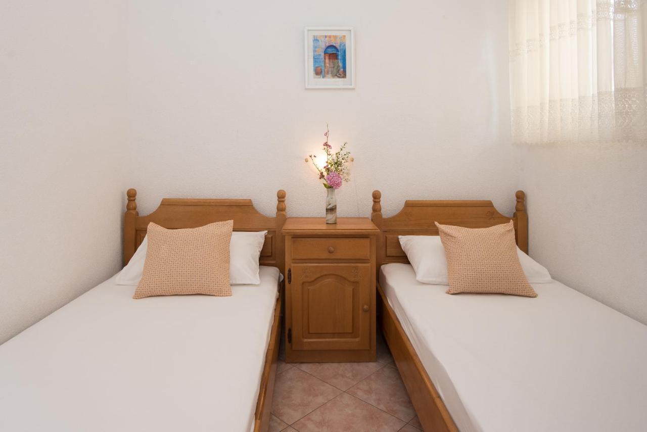 Topic Apartments Vodice Eksteriør billede